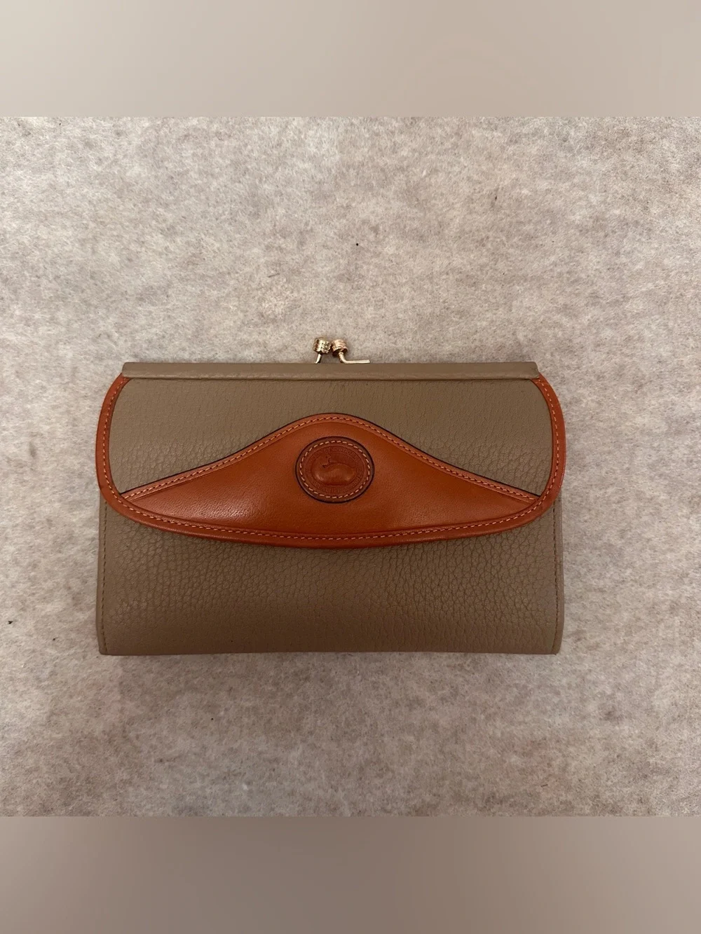Dooney & Bourke Vintage Leather Long Wallet Taupe Brown Cognac Trim Kiss Lock
